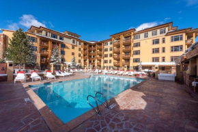 Best Location, Larger Upgraded 1 Bedroom, Pool, Mountain View, Ski in Ski Out C103